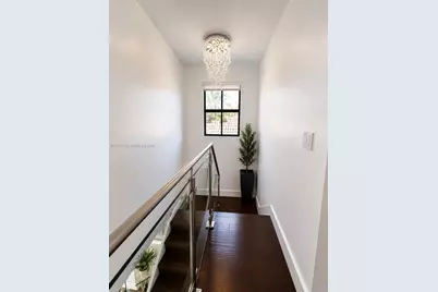 6989 NW 104th Ct, Doral, FL 33178 - Photo 18