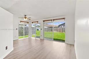 9771 W Fern Ln, Miramar, FL 33025 - Photo 8