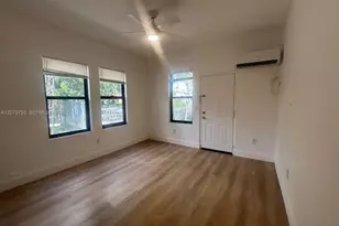 2000 Monroe St, Hollywood, FL 33020 - Photo 6