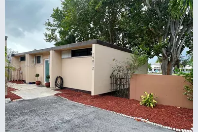 15012 Royal Palm Ave #15012, Miami Lakes, FL 33014 - Photo 1
