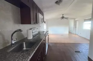 11886 Watergate Cir, Boca Raton, FL 33428 - Photo 12