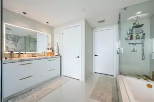 650 NE 32nd St, Miami, FL 33137 - Photo 24