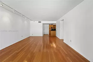 1420 Brickell Bay Dr, Miami, FL 33131 - Photo 8