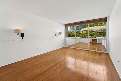 1420 Brickell Bay Dr #206D, Miami, FL 33131 - Photo 10