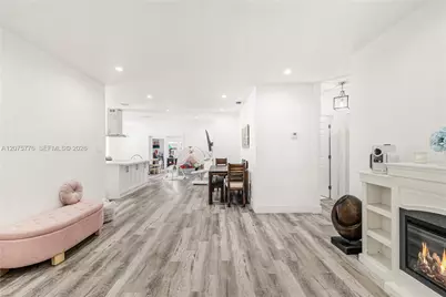 2801 NW 6th St, Miami, FL 33125 - Photo 6