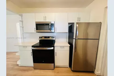 2000 Monroe St #14, Hollywood, FL 33020 - Photo 4