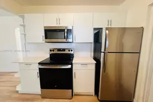 2000 Monroe St, Hollywood, FL 33020 - Photo 4