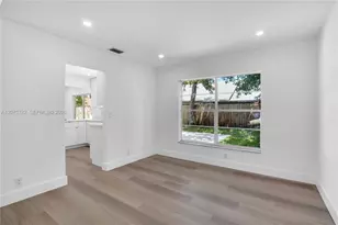 7389 NW 48th Pl, Lauderhill, FL 33319 - Photo 6