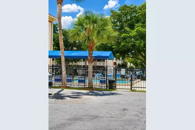 3280 NW 102nd Ter #203-E, Coral Springs, FL 33065 - Photo 14