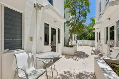 204 Washington Ave #13, Miami Beach, FL 33139 - Photo 14