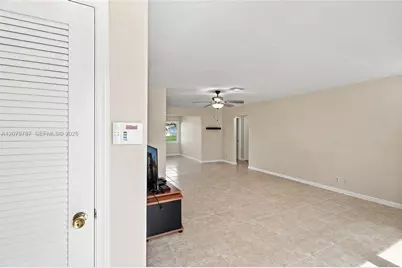 1431 NW 85th Way, Plantation, FL 33322 - Photo 4