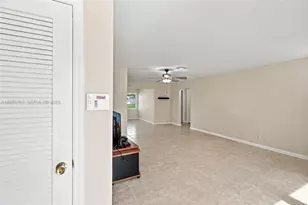 1431 NW 85th Way, Plantation, FL 33322 - Photo 4