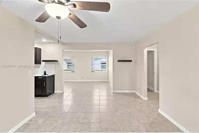 1431 NW 85th Way, Plantation, FL 33322 - Photo 8