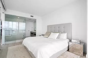 460 NE 28th St, Miami, FL 33137 - Photo 14