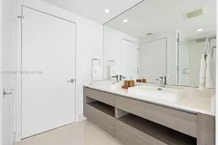 460 NE 28th St, Miami, FL 33137 - Photo 18