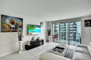 18061 Biscayne Blvd, Aventura, FL 33160 - Photo 2
