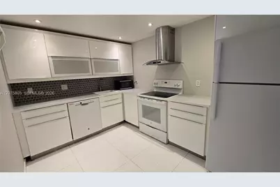 2500 Parkview Dr #2317, Hallandale Beach, FL 33009 - Photo 14