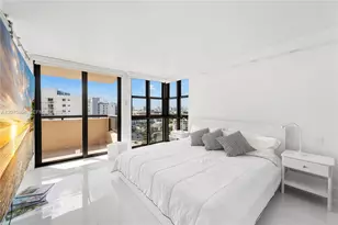 2555 Collins Ave, Miami Beach, FL 33140 - Photo 4