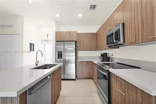 8301 NW 41st St, Doral, FL 33166 - Photo 4