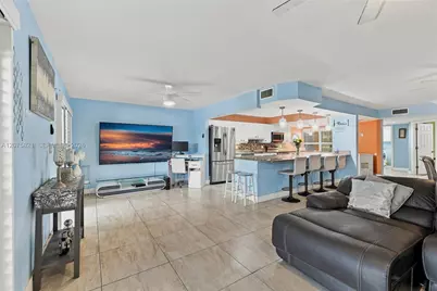 958 Mockingbird Ln #513, Plantation, FL 33324 - Photo 8
