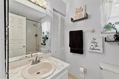 958 Mockingbird Ln #513, Plantation, FL 33324 - Photo 40
