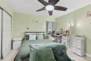 958 Mockingbird Ln, Plantation, FL 33324 - Photo 14