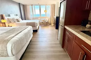 19201 Collins Ave, Sunny Isles Beach, FL 33160 - Photo 4