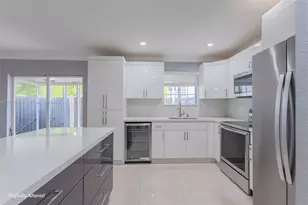 9425 NW 114th Ln, Hialeah Gardens, FL 33018 - Photo 22