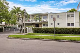 1740 Jefferson Ave, Miami Beach, FL 33139 - Photo 1