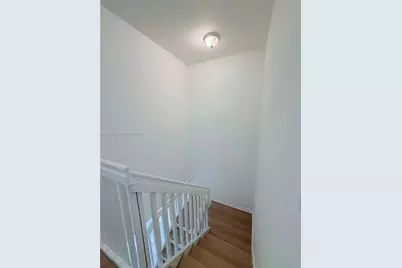 102 S Santa Catalina Cir #102, North Lauderdale, FL 33068 - Photo 6