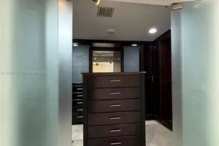3889 NW 5th St, Miami, FL 33126 - Photo 16