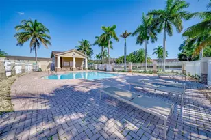 15335 SW 9th Way, Miami, FL 33194 - Photo 44
