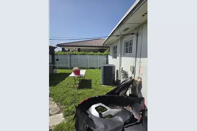 4601 W 9th Ave, Hialeah, FL 33012 - Photo 8