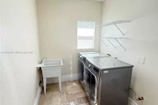 1420 W 21st St, Miami Beach, FL 33140 - Photo 24