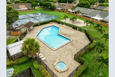 6711 NW 193rd Ter #6711, Hialeah, FL 33015 - Photo 32