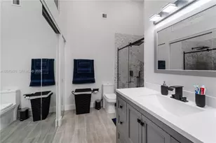 6711 NW 193rd Ter, Hialeah, FL 33015 - Photo 10