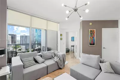350 S Miami Ave #2605, Miami, FL 33130 - Photo 8