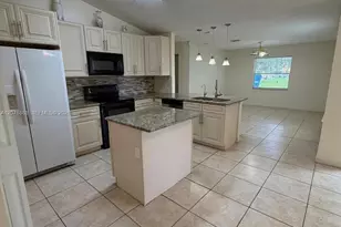 653 Bluebill Ct, Poinciana, FL 34759 - Photo 8