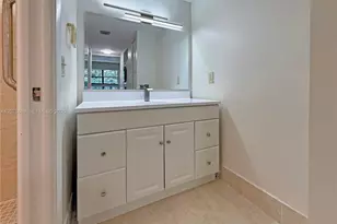 995 SW 84th Ave, Miami, FL 33144 - Photo 16