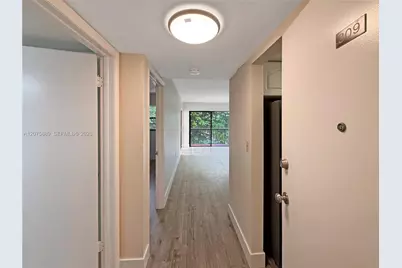 995 SW 84th Ave #309, Miami, FL 33144 - Photo 4