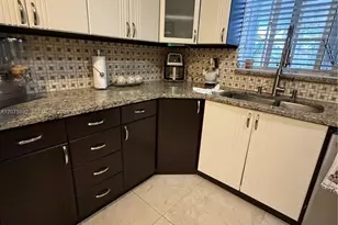 5445 NW 172nd Terrace, Miami Gardens, FL 33055 - Photo 10