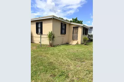 1927 NW 64th St, Miami, FL 33147 - Photo 14