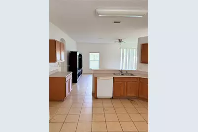 79 Wheatfield Dr, Palm Coast, FL 32164 - Photo 10