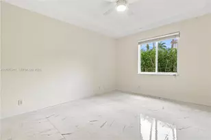 445 Conservation Dr, Weston, FL 33327 - Photo 16