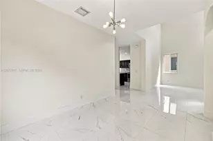 445 Conservation Dr, Weston, FL 33327 - Photo 6