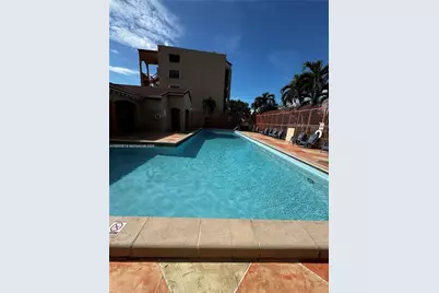 10257 NW 9th St Cir #102-10, Miami, FL 33172 - Photo 12
