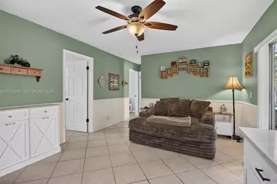 10320 NW 42nd Dr, Coral Springs, FL 33065 - Photo 16