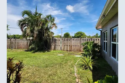 3345 Hayes St, Hollywood, FL 33021 - Photo 22
