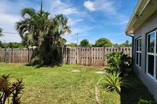 3345 Hayes St, Hollywood, FL 33021 - Photo 22