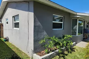 3345 Hayes St, Hollywood, FL 33021 - Photo 20